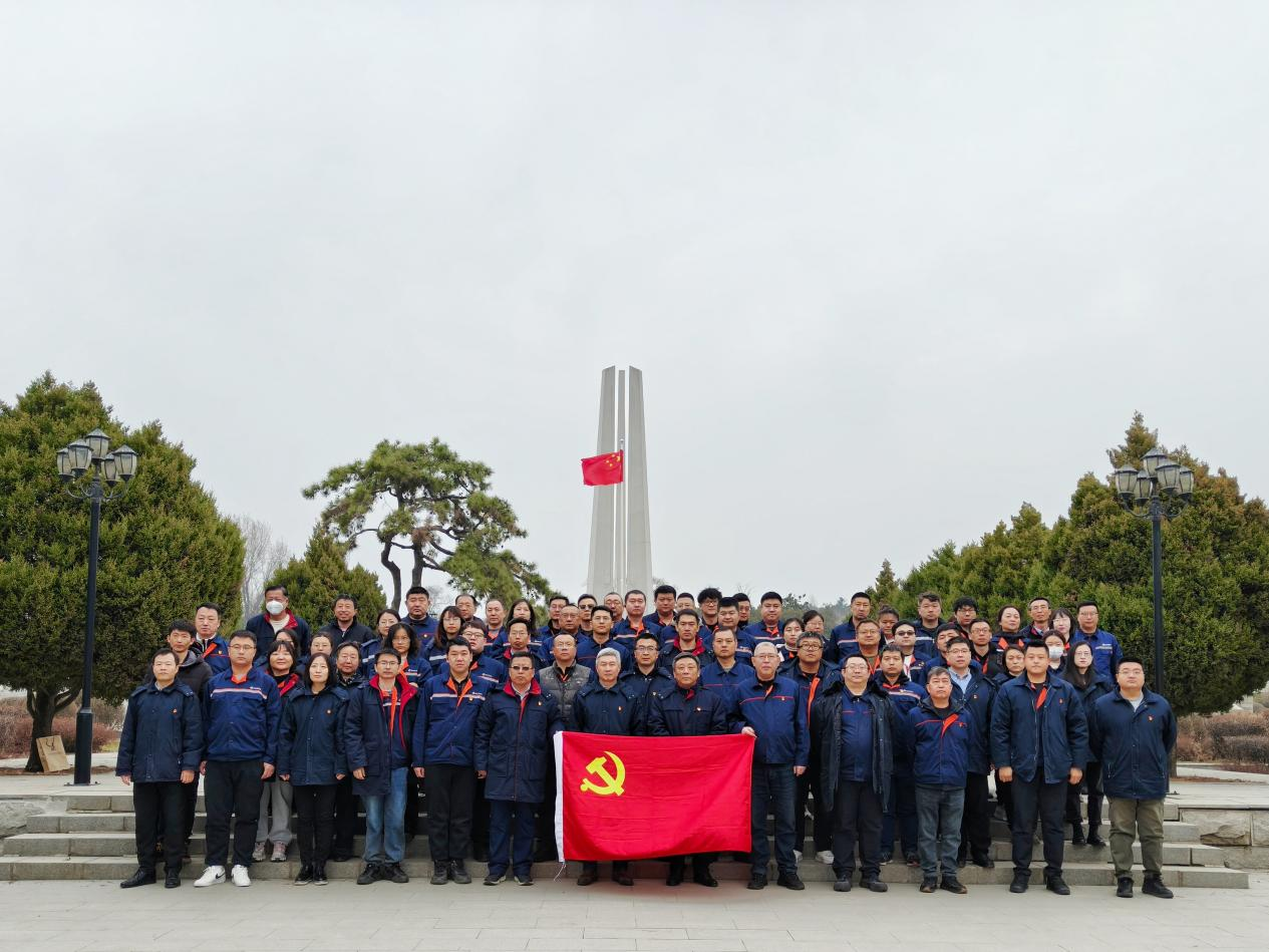 賡續(xù)紅色血脈，凝聚奮進力量—中鋼熱能院組織開展清明祭掃活動